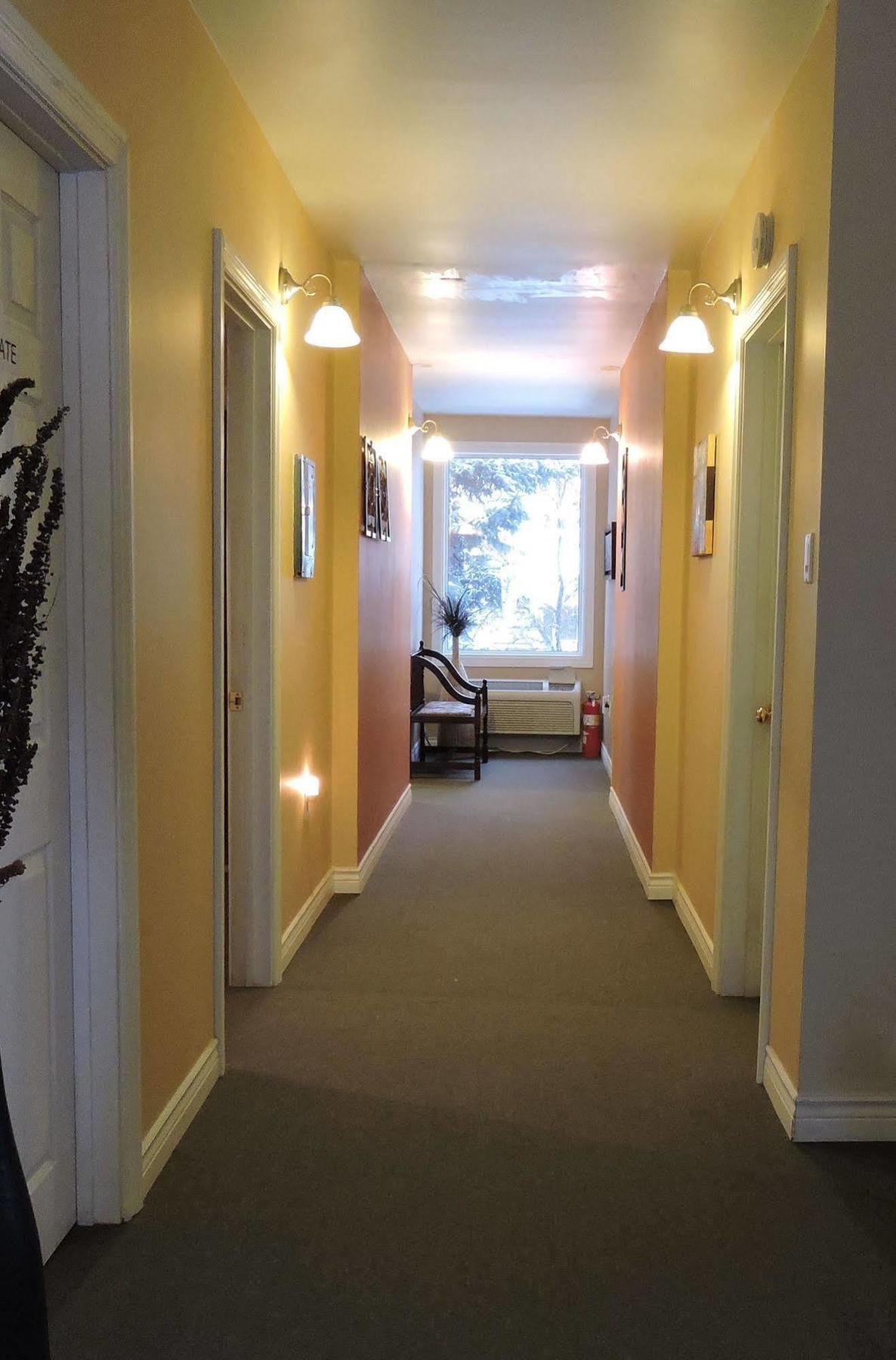 Bethel-Aspen Inn Bonnyville Bagian luar foto